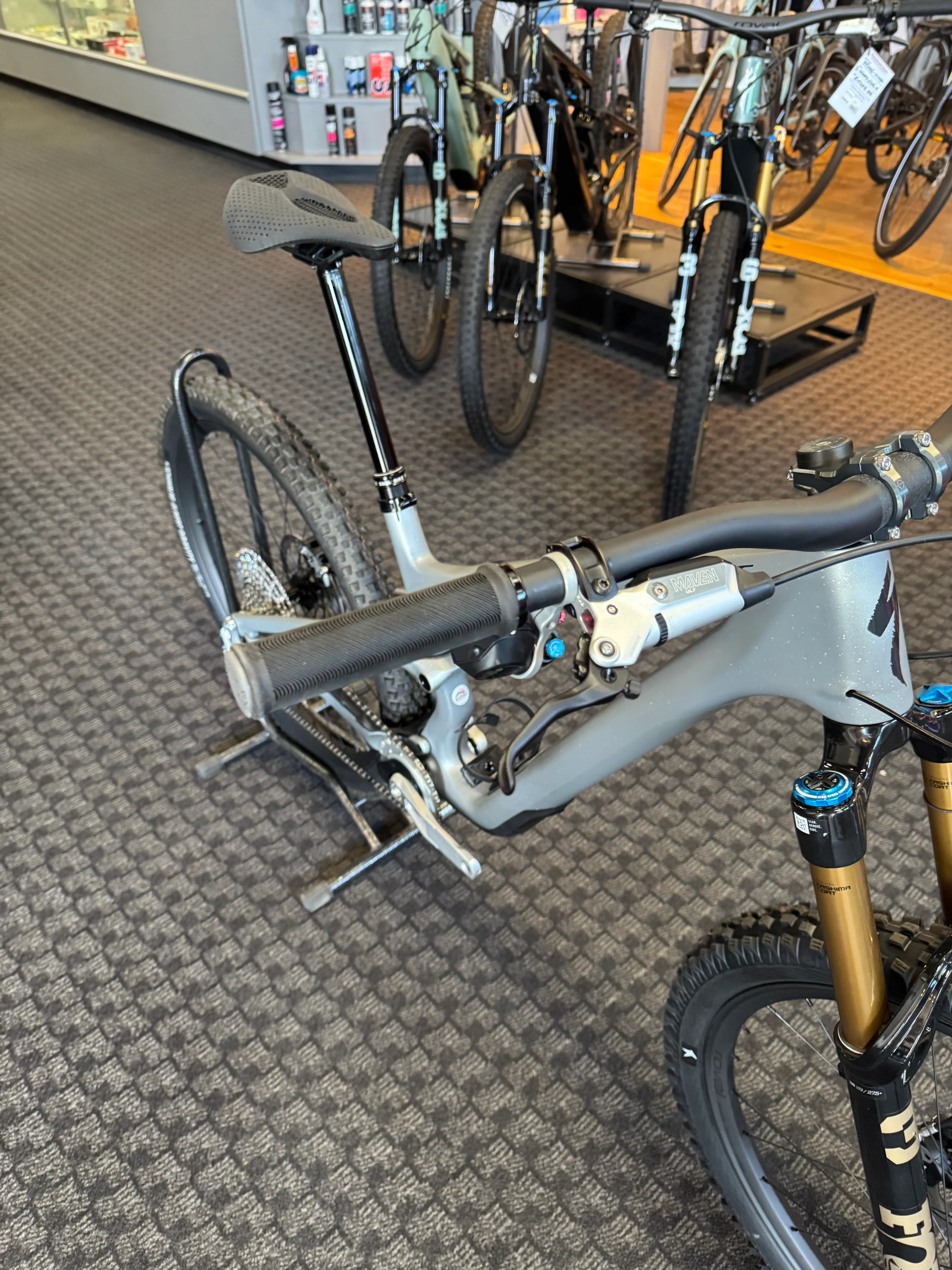 2026 S-Works Stumpjumper 15 EVO - SBS Custom Build - Size S4 - Image 16