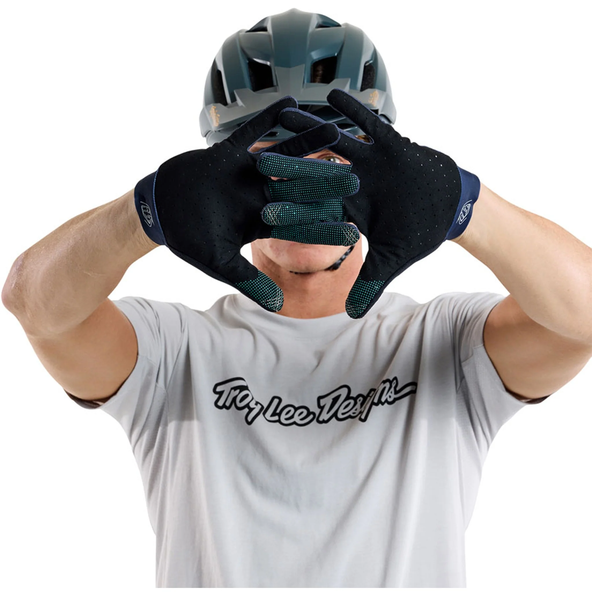 Ace 2.0 Gloves - Image 20