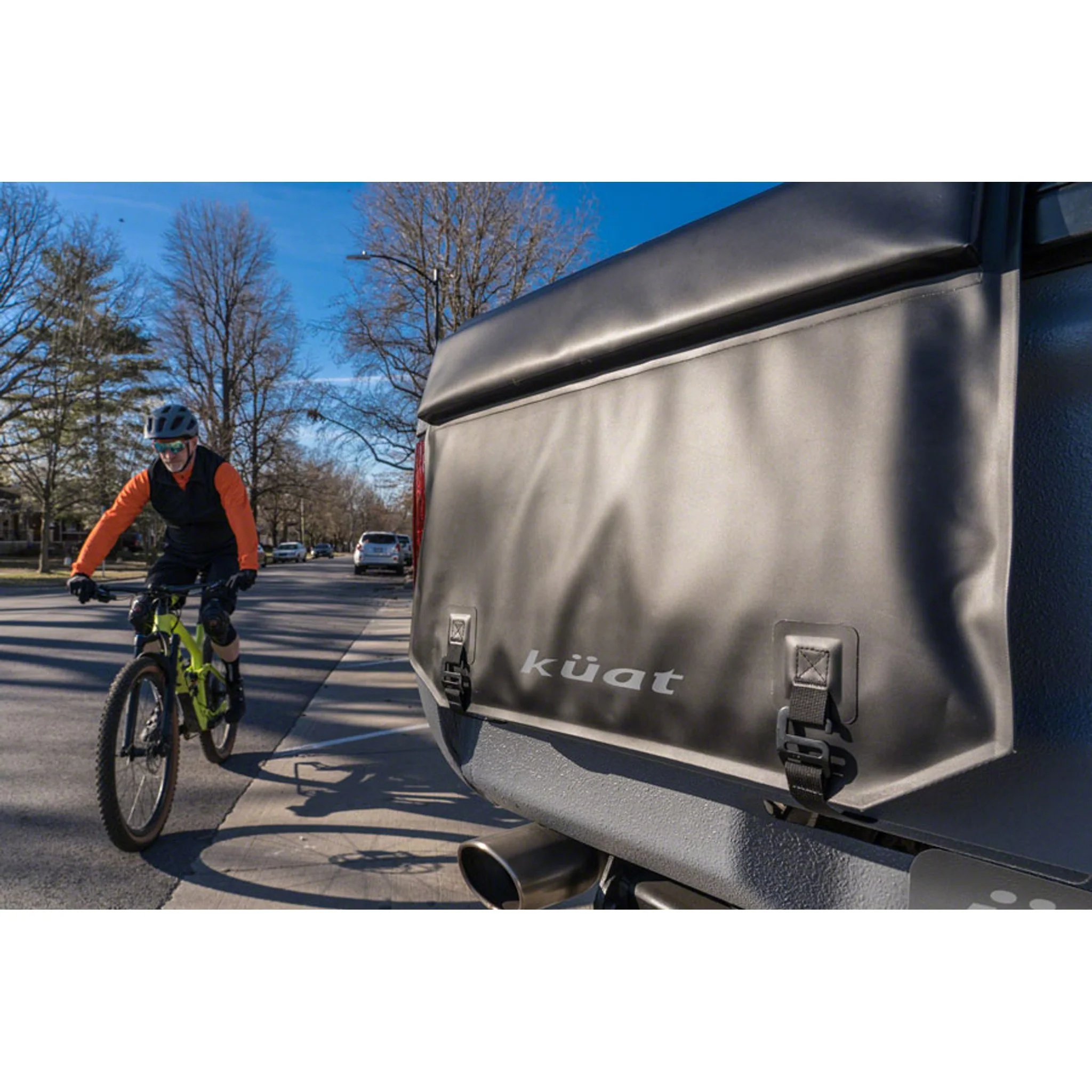 Huk Tailgate Pad - Image 9