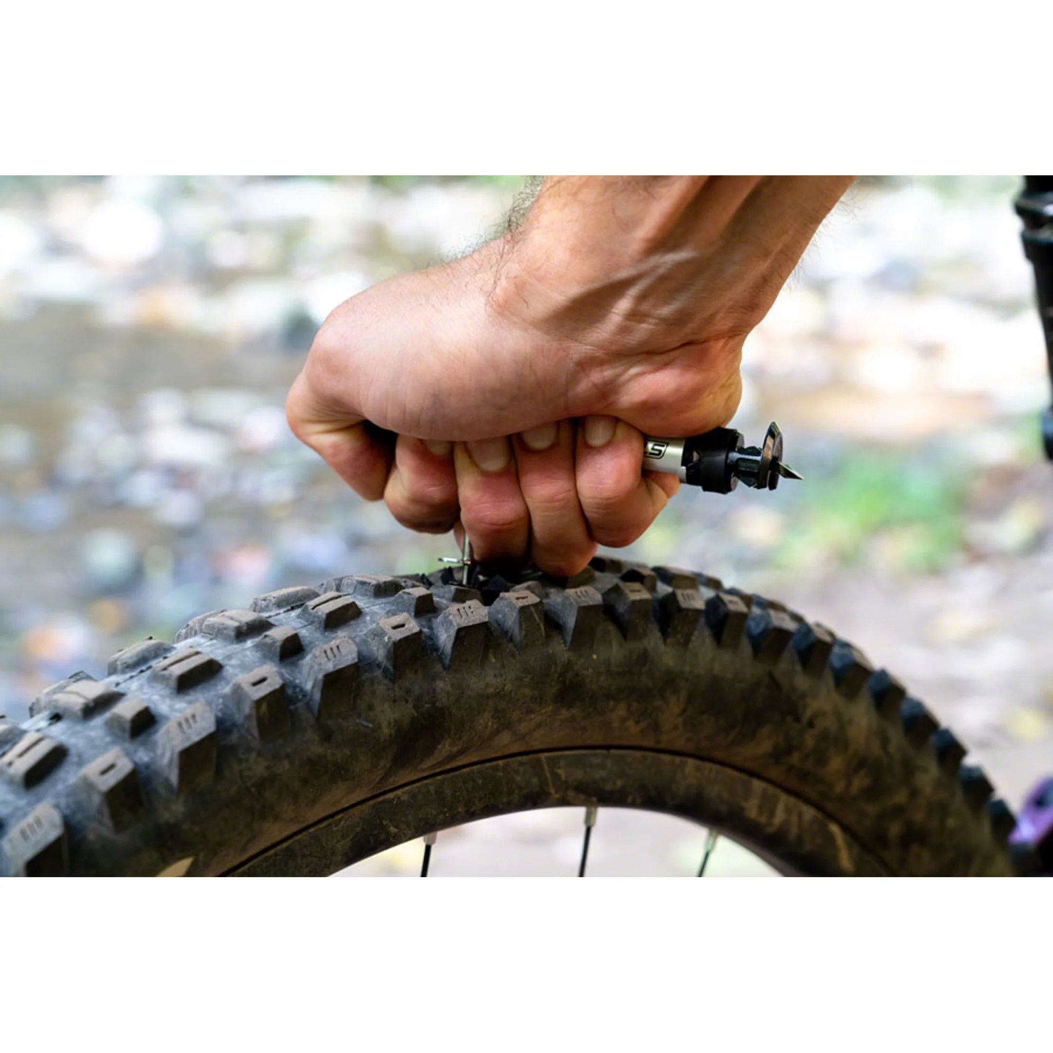 Incredible Dart Tubeless Repair Tool - Image 6
