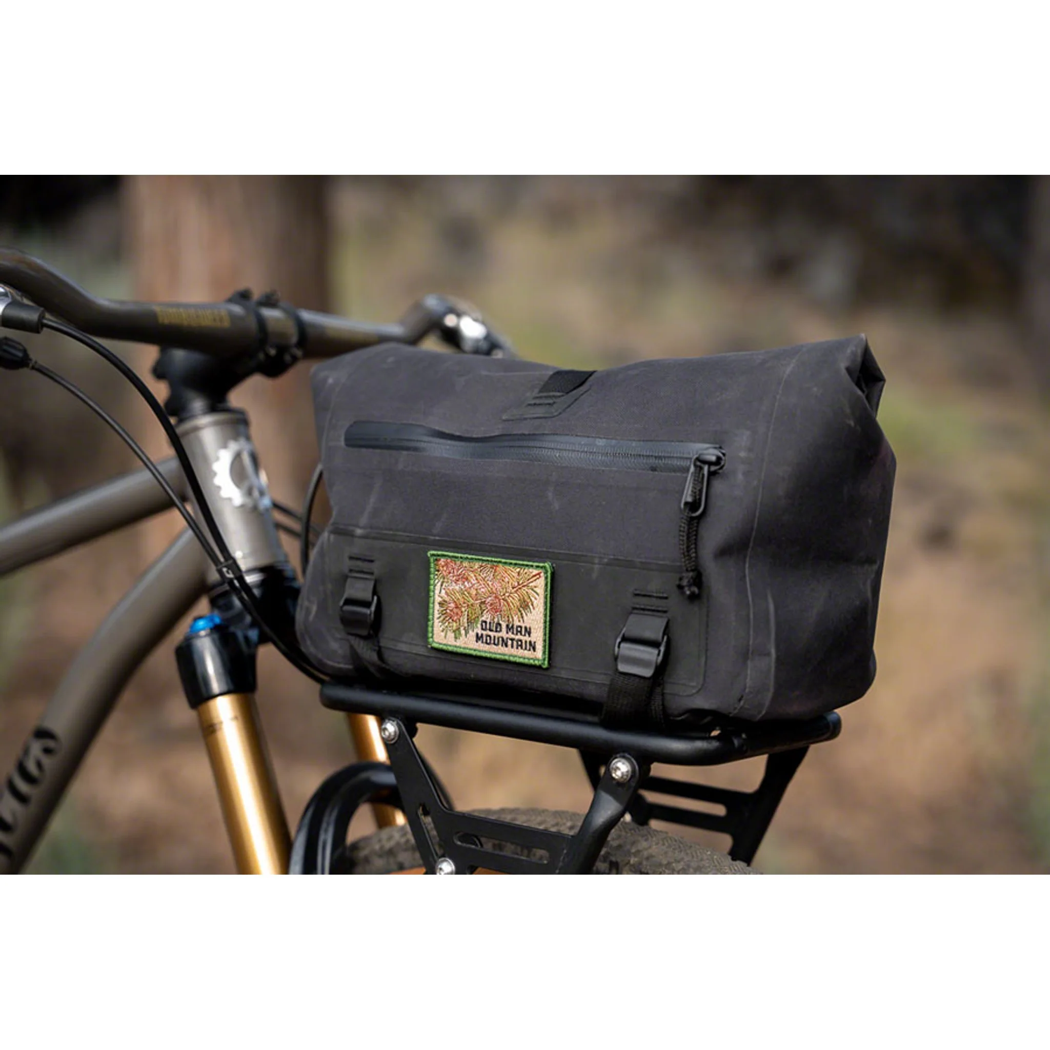 Juniper Trunk Bag - 7L, Black - Image 2
