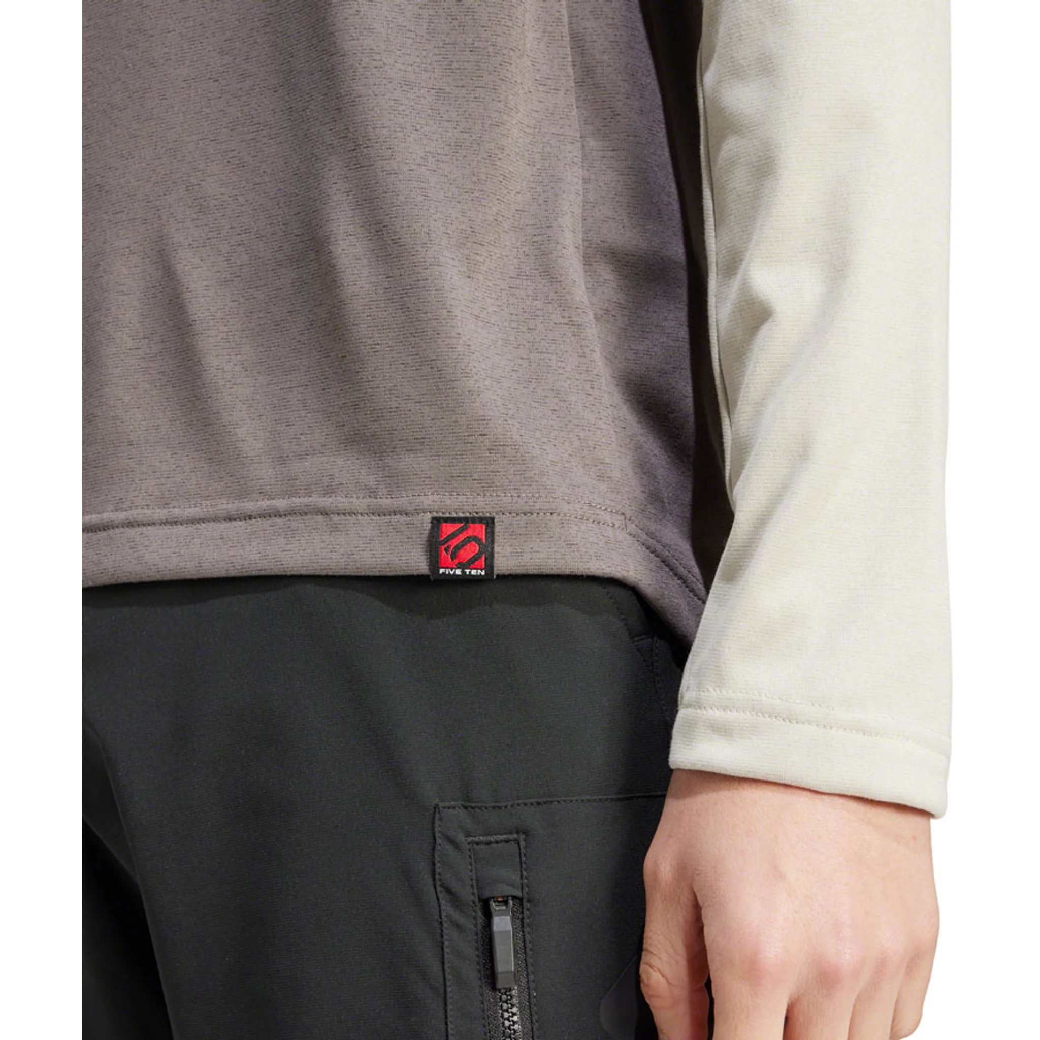 Long Sleeve Jersey - Image 13