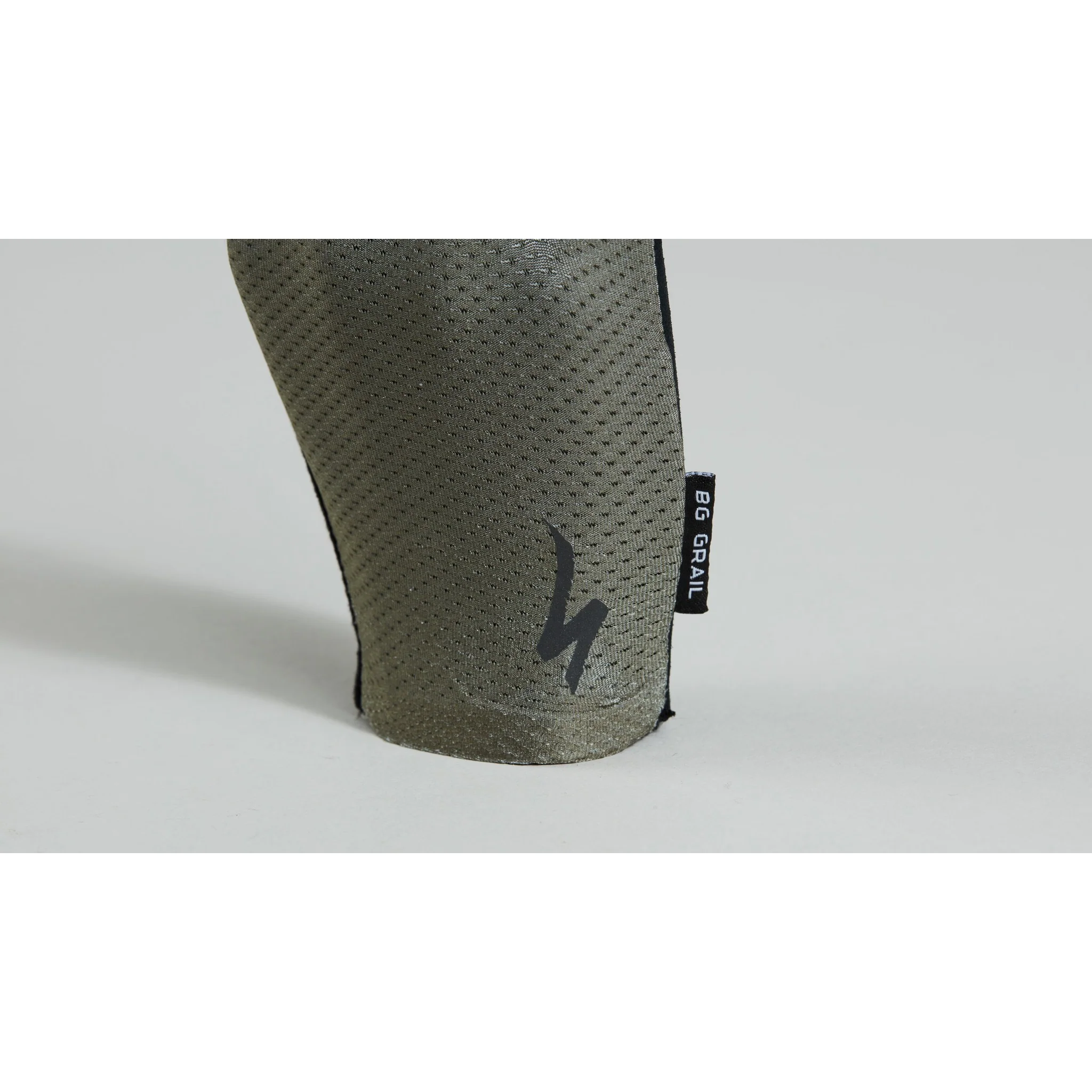 Men's Body Geometry Grail Short Finger Gloves - Image 36