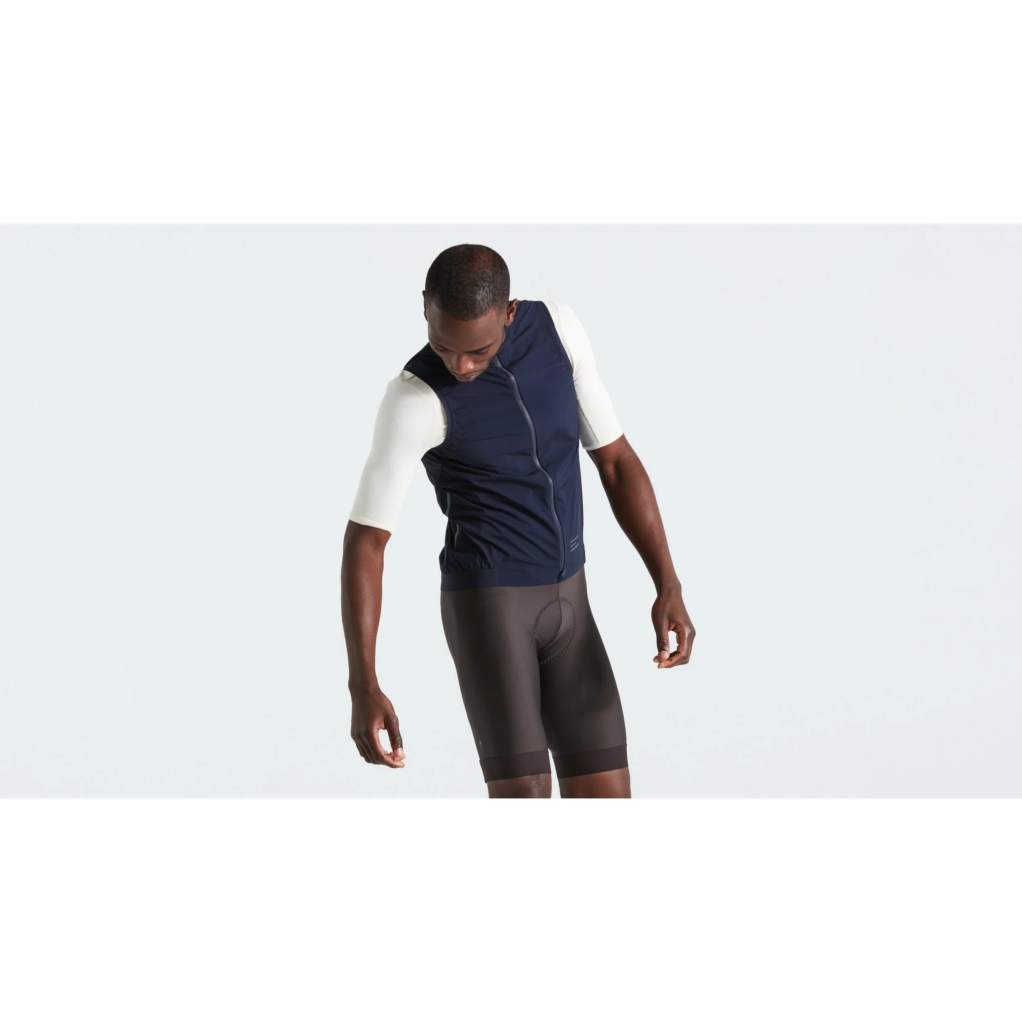 Men's Prime Wind Vest - Image 18