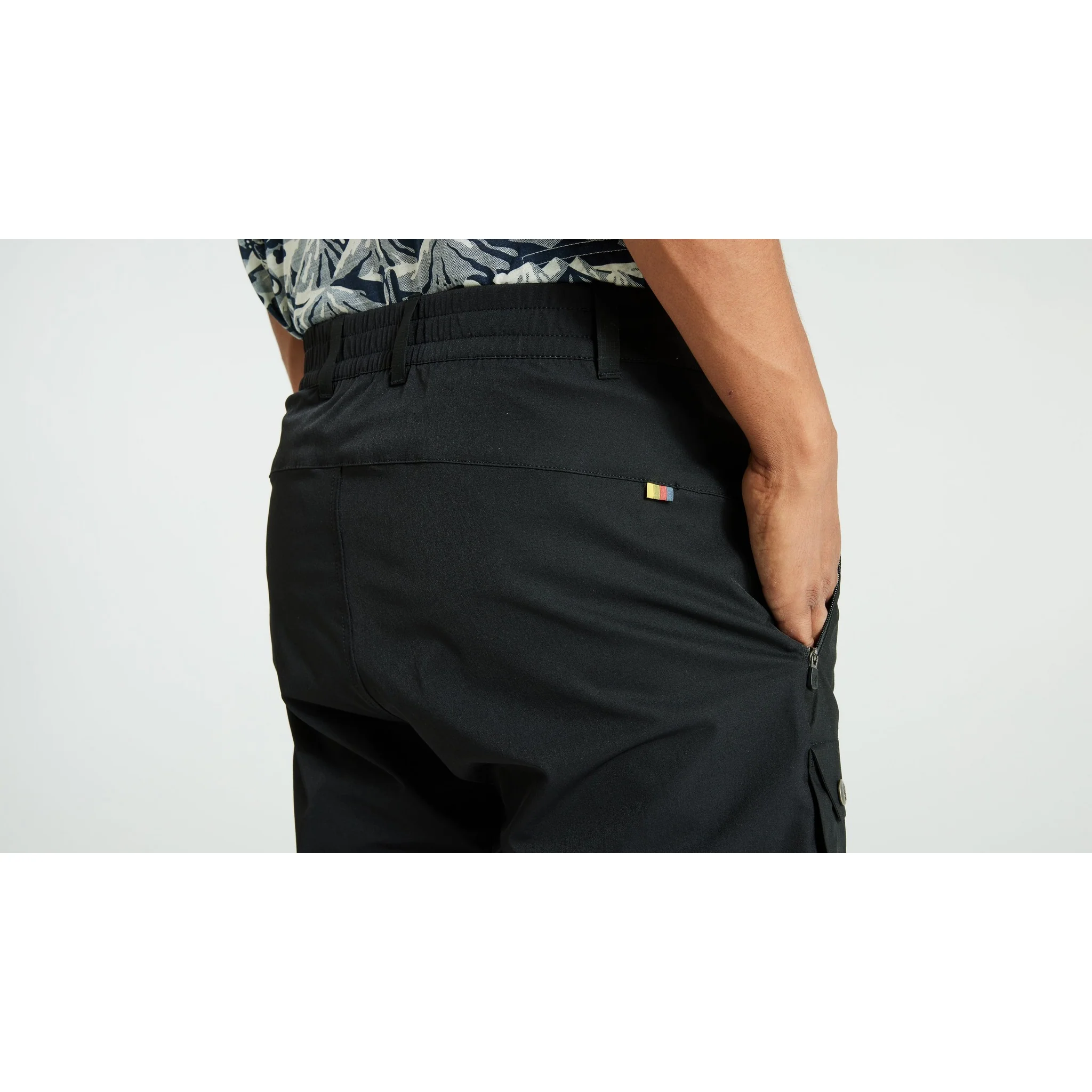 Men's Specialized/Fjällräven Rider's Hybrid Shorts - Image 5