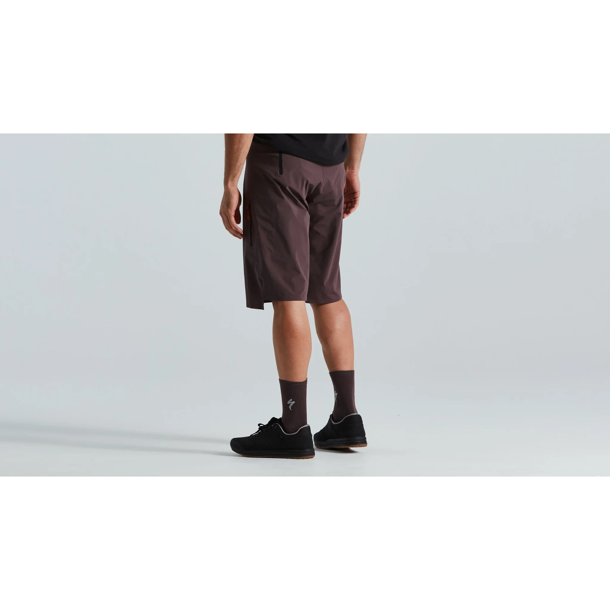Men's Trail Air Shorts - Image 18