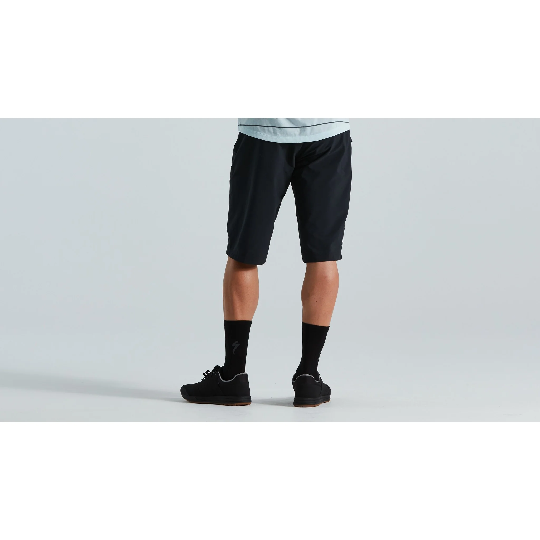 Men's Trail Cargo Shorts - Image 2