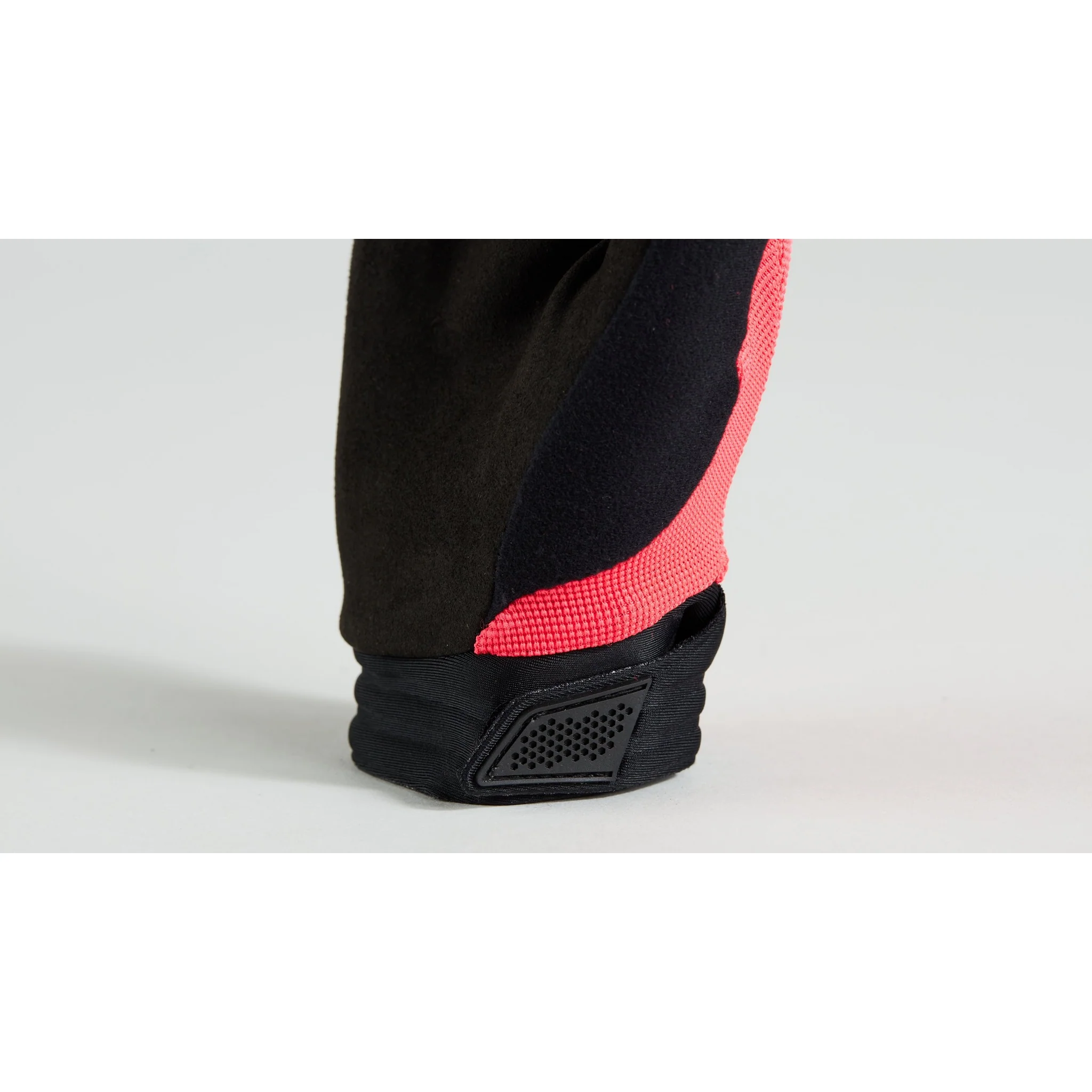 Men's Trail Gloves - Image 17