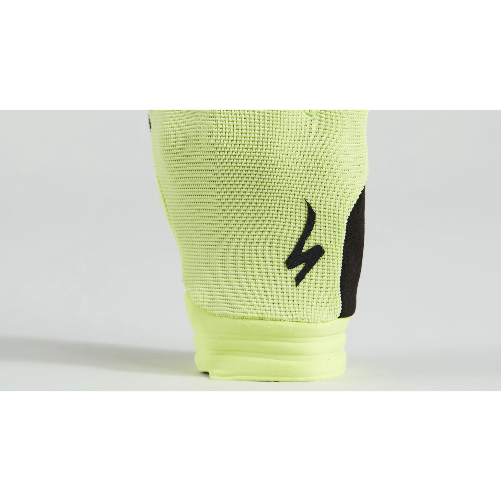 Men's Trail Gloves - Image 20