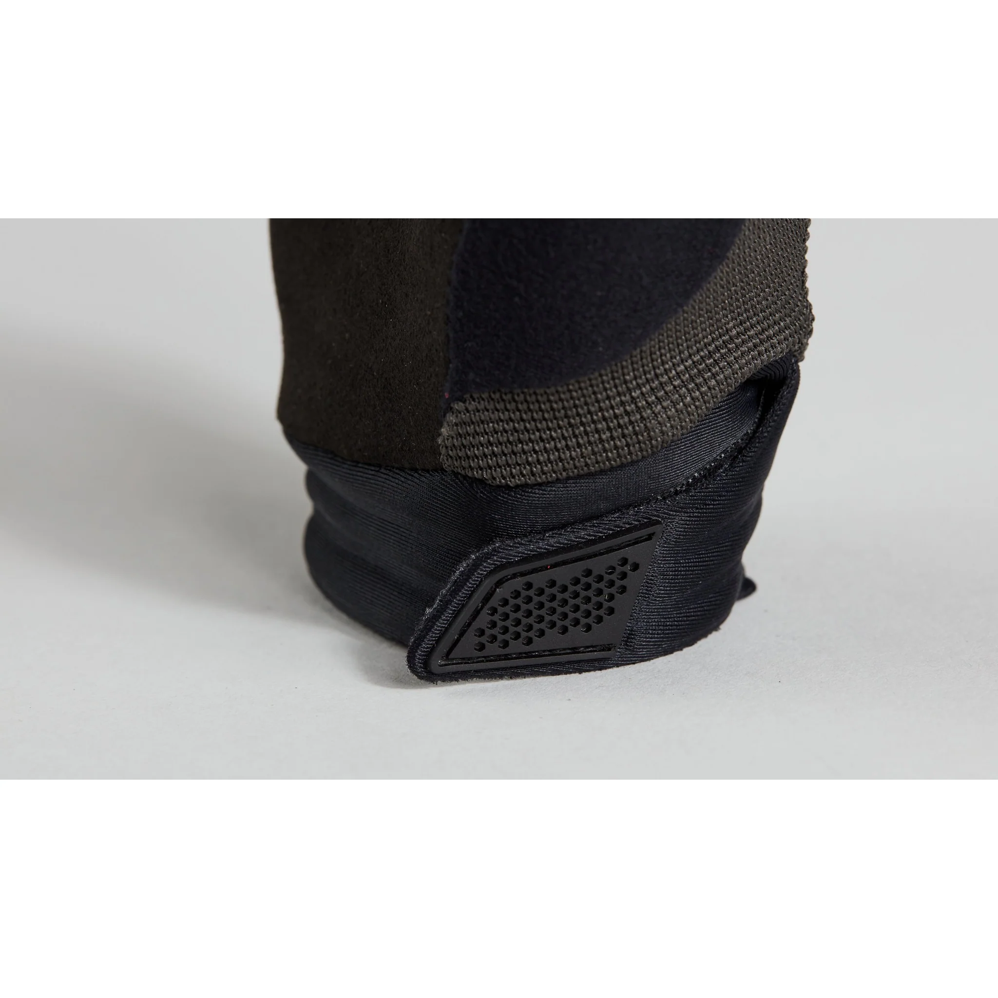 Men's Trail Shield Gloves - Image 14