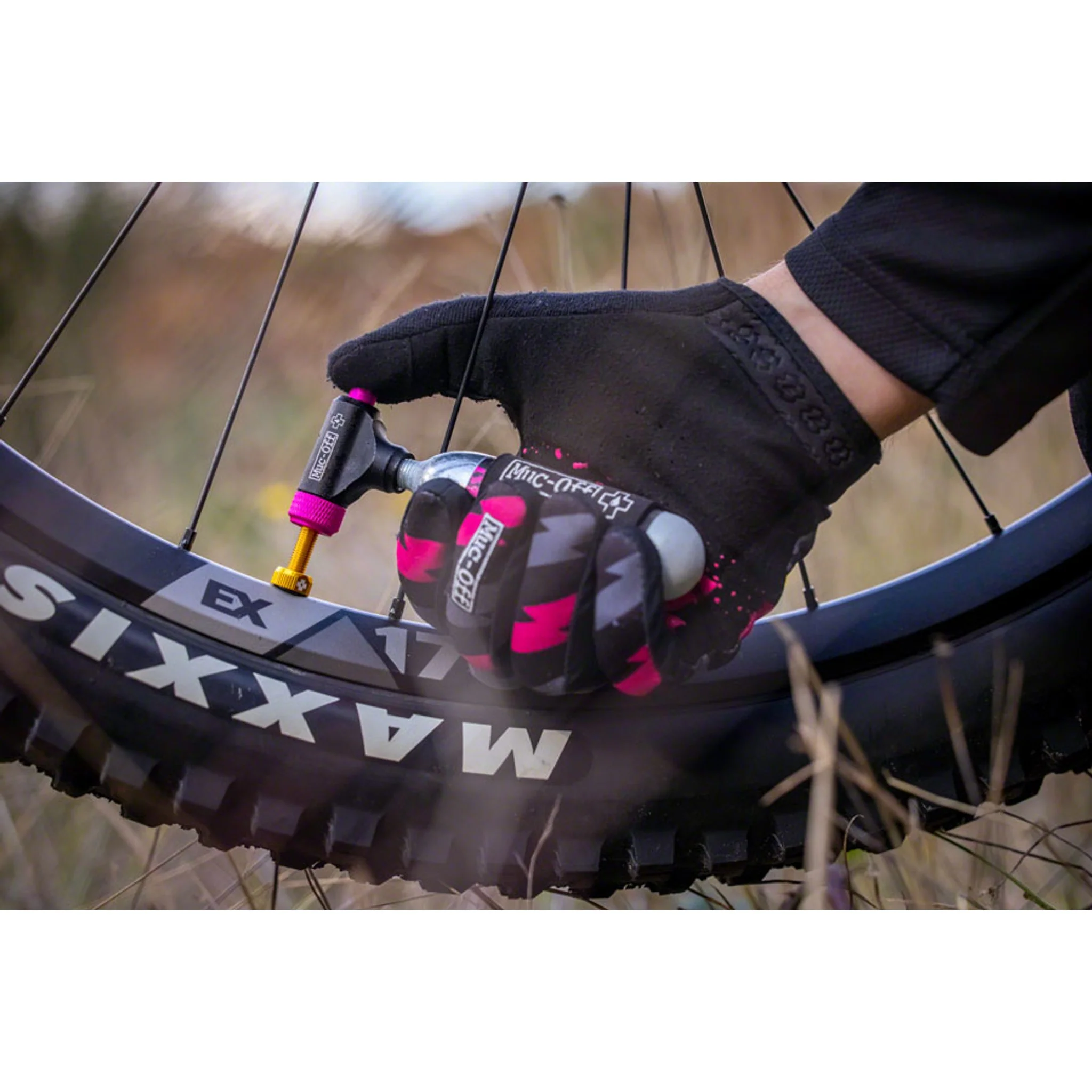 Muc-Off Bicycle Tire Inflator Kit - MTB / Gravel / Road - Image 8