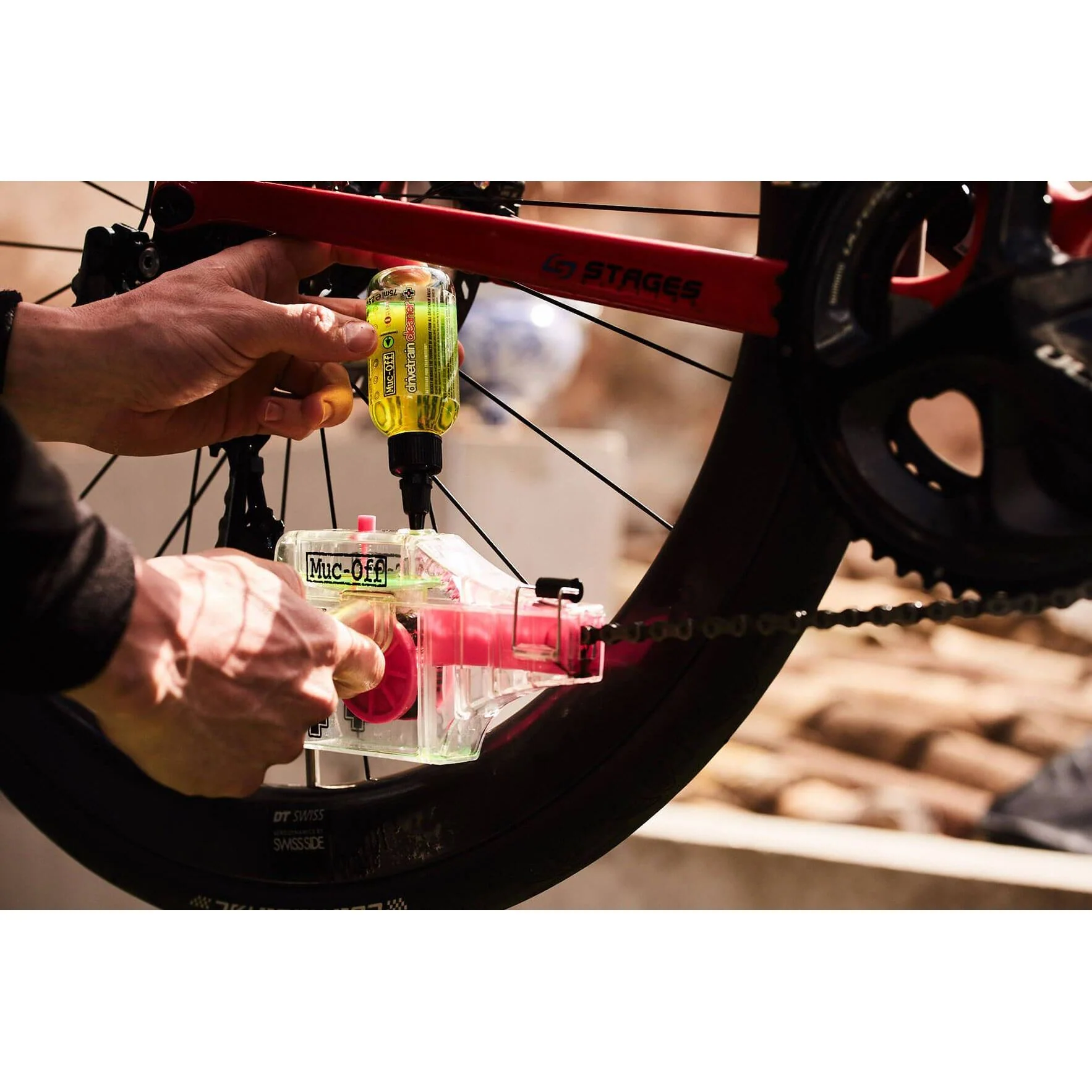 Muc-Off X-3 Dirty Chain Machine - Bike Chain Cleaning Kit - Image 3