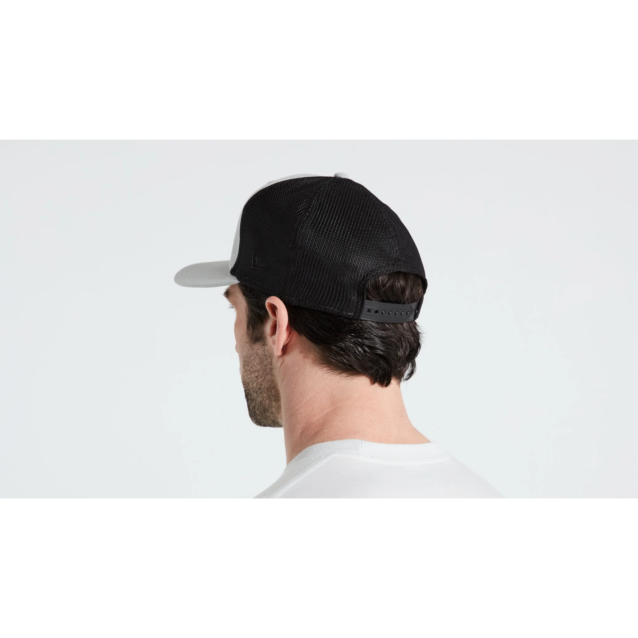 New Era Stoke Trucker Hat - Image 11