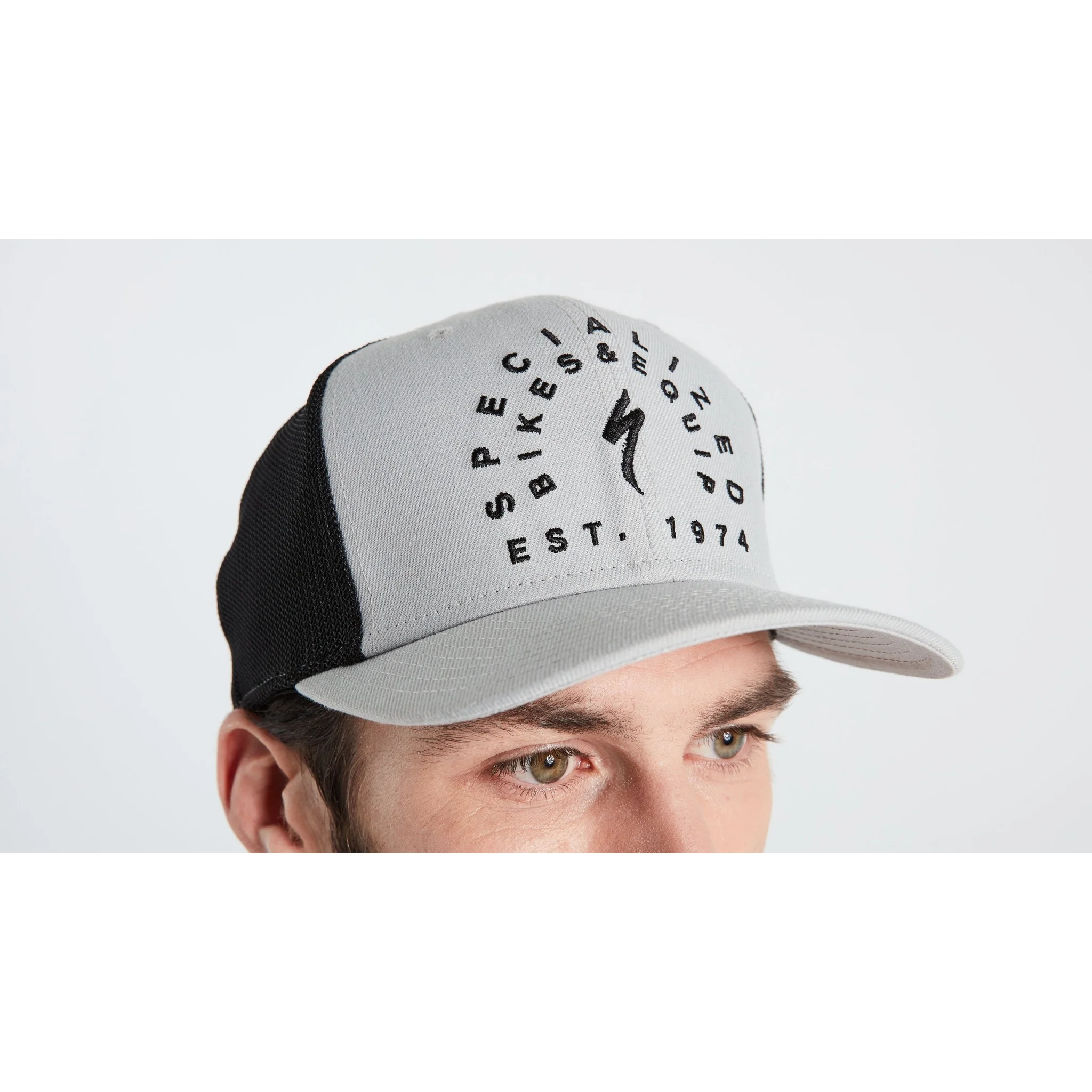 New Era Stoke Trucker Hat - Image 12