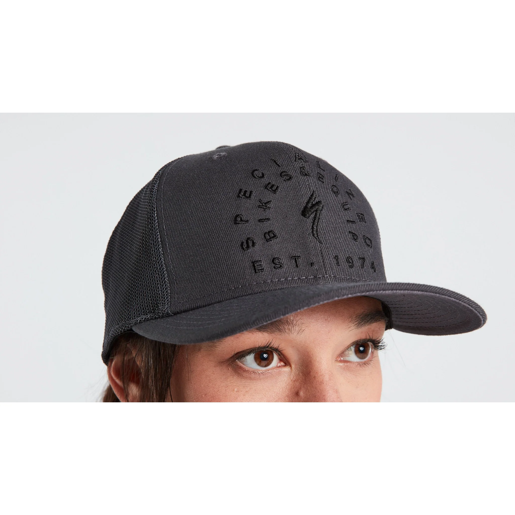 New Era Stoke Trucker Hat - Image 6