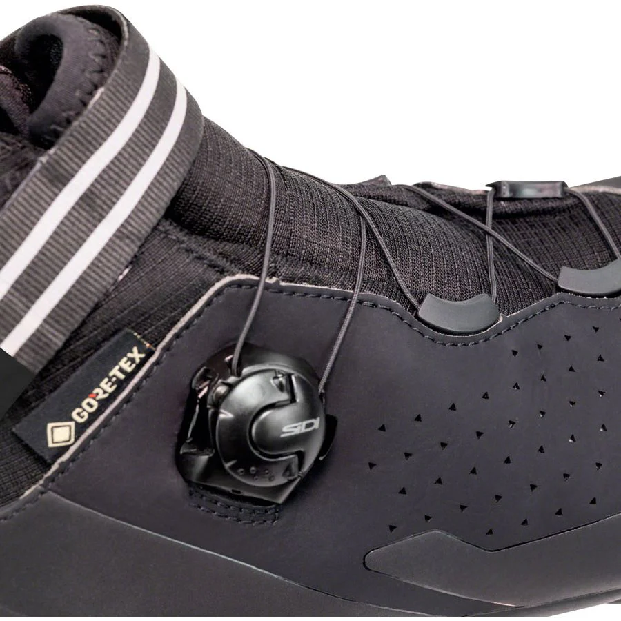 Nix Cycling Boot - Black/Black - Image 8