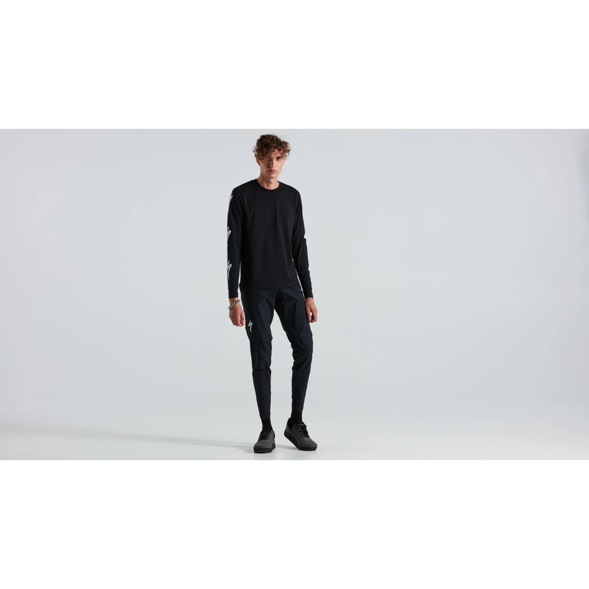 Reign Long Sleeve T-Shirt - Image 5