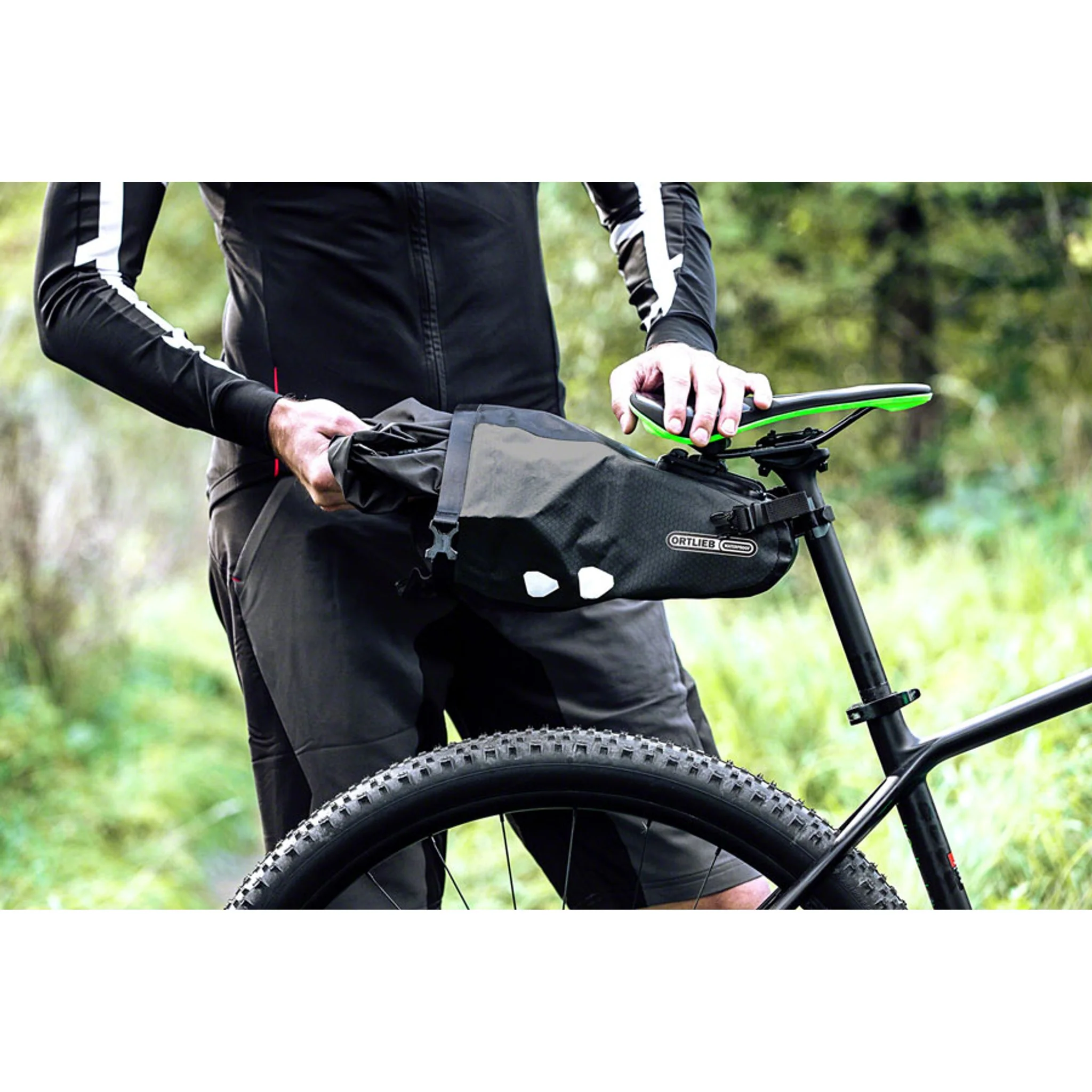 Saddle-Bag Seat Bag - 4.1L, Black Matte - Image 5