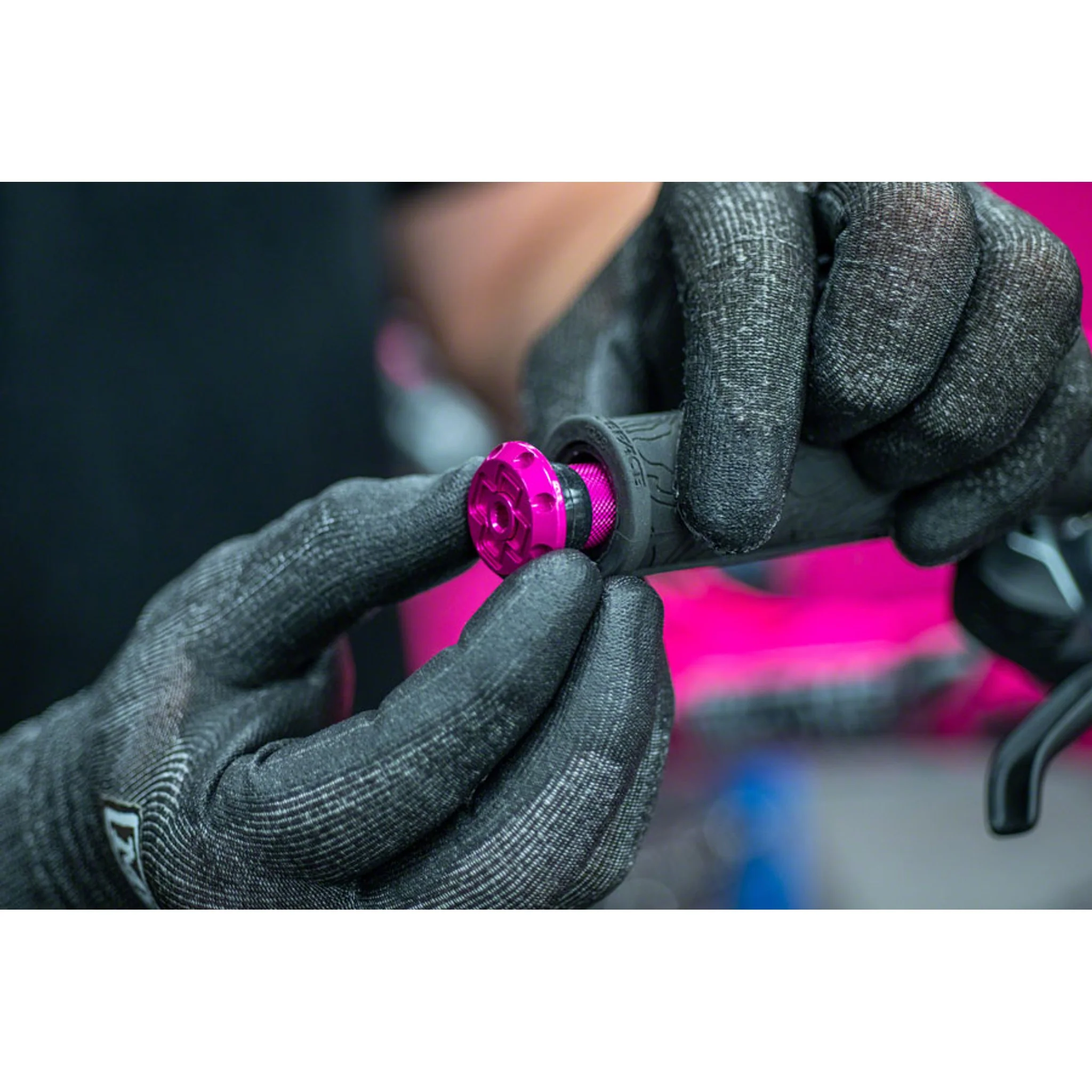 Stealth Tubeless Puncture Plugs Tire Repair Kit - Image 6