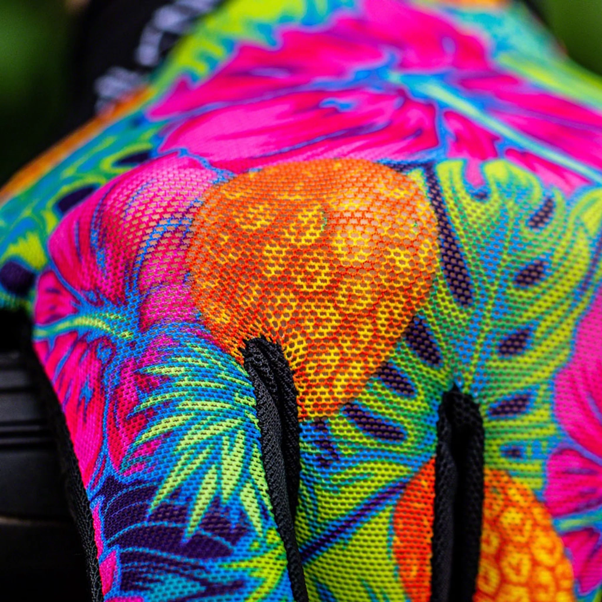 Vented Pineapples Caribbean Gloves - Image 3