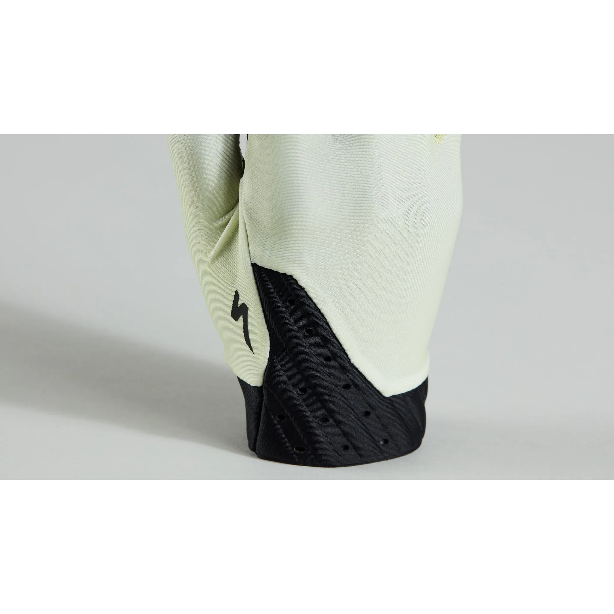 Women's Butter Trail Air Gloves - Image 3