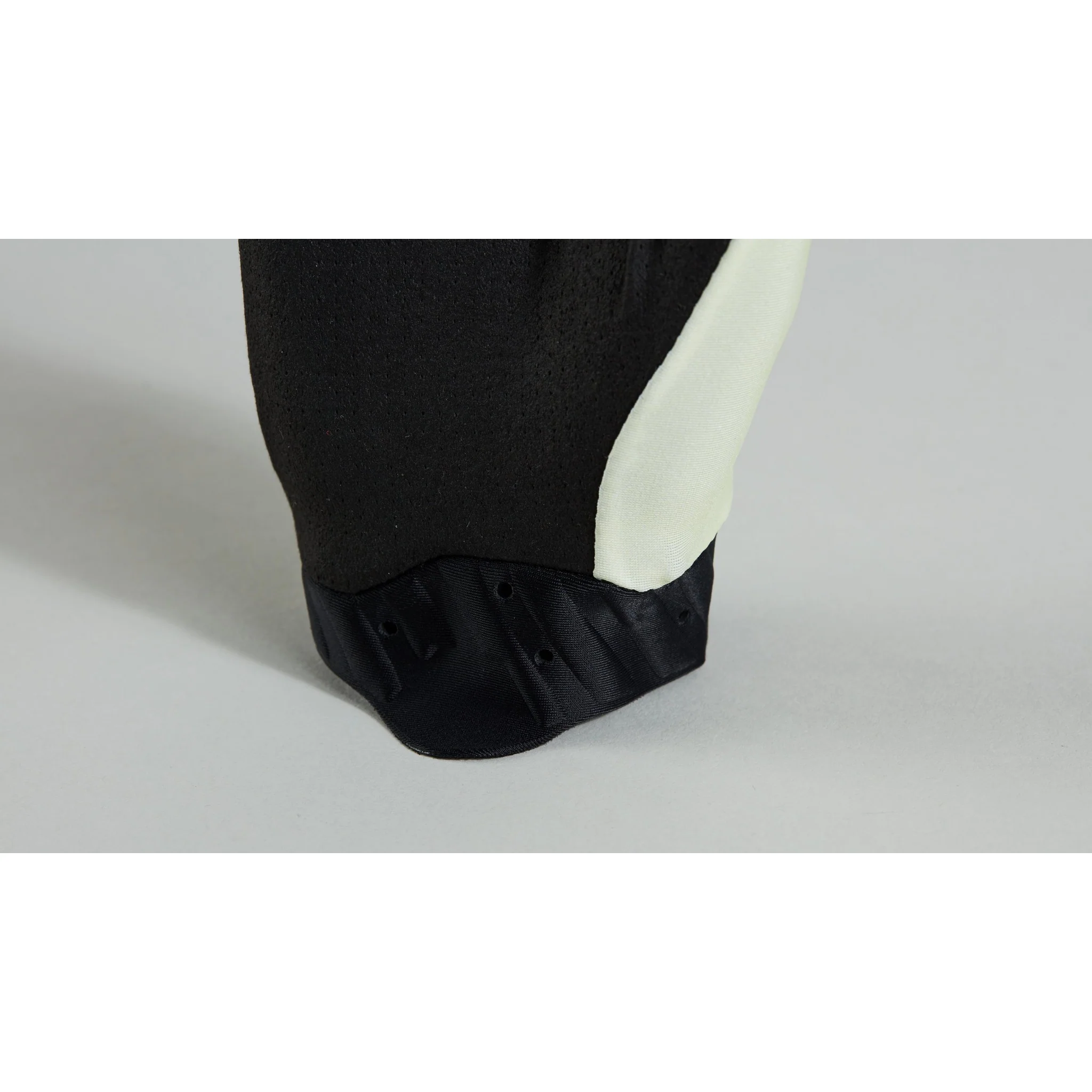 Women's Butter Trail Air Gloves - Image 4