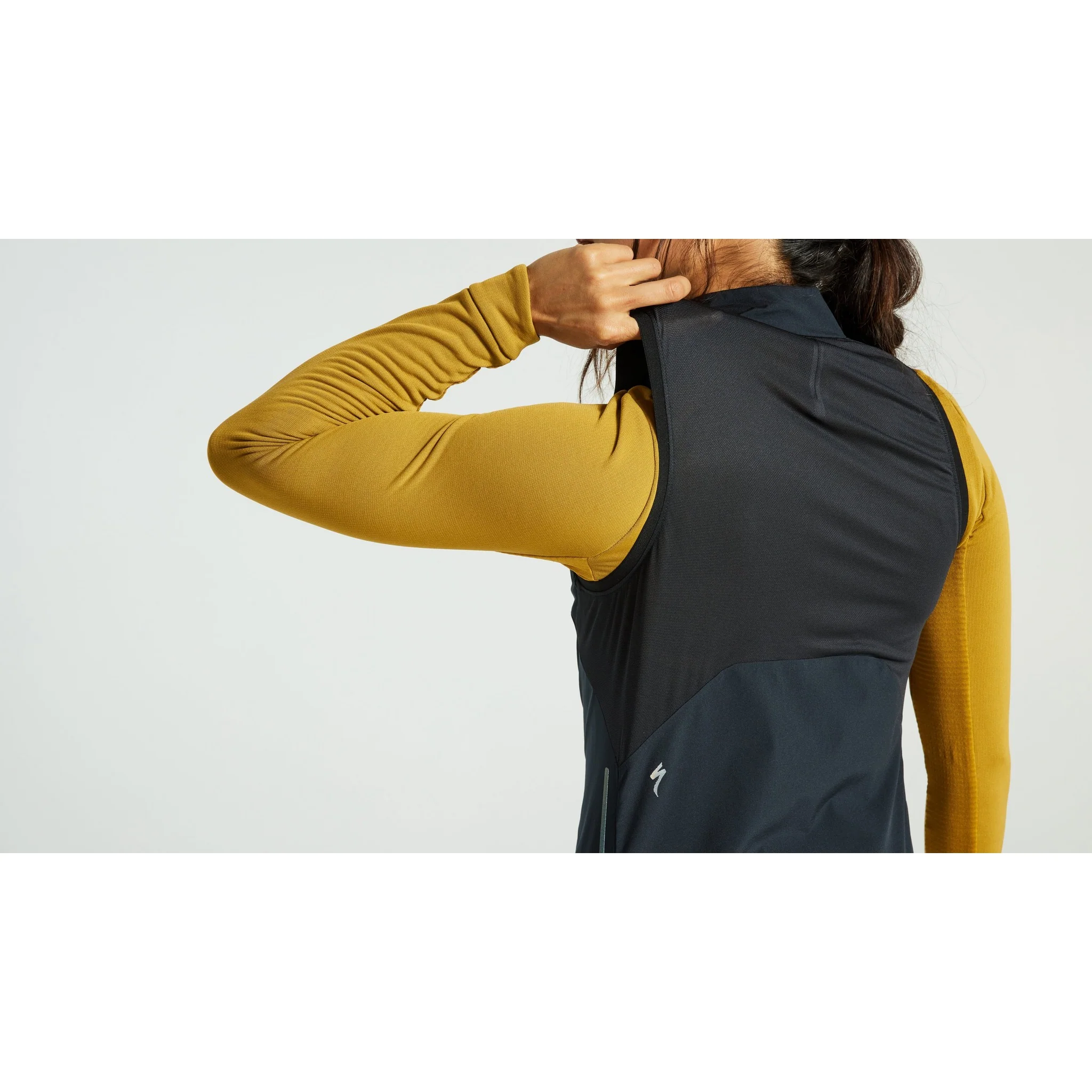 Women's Prime Wind Vest - Image 11
