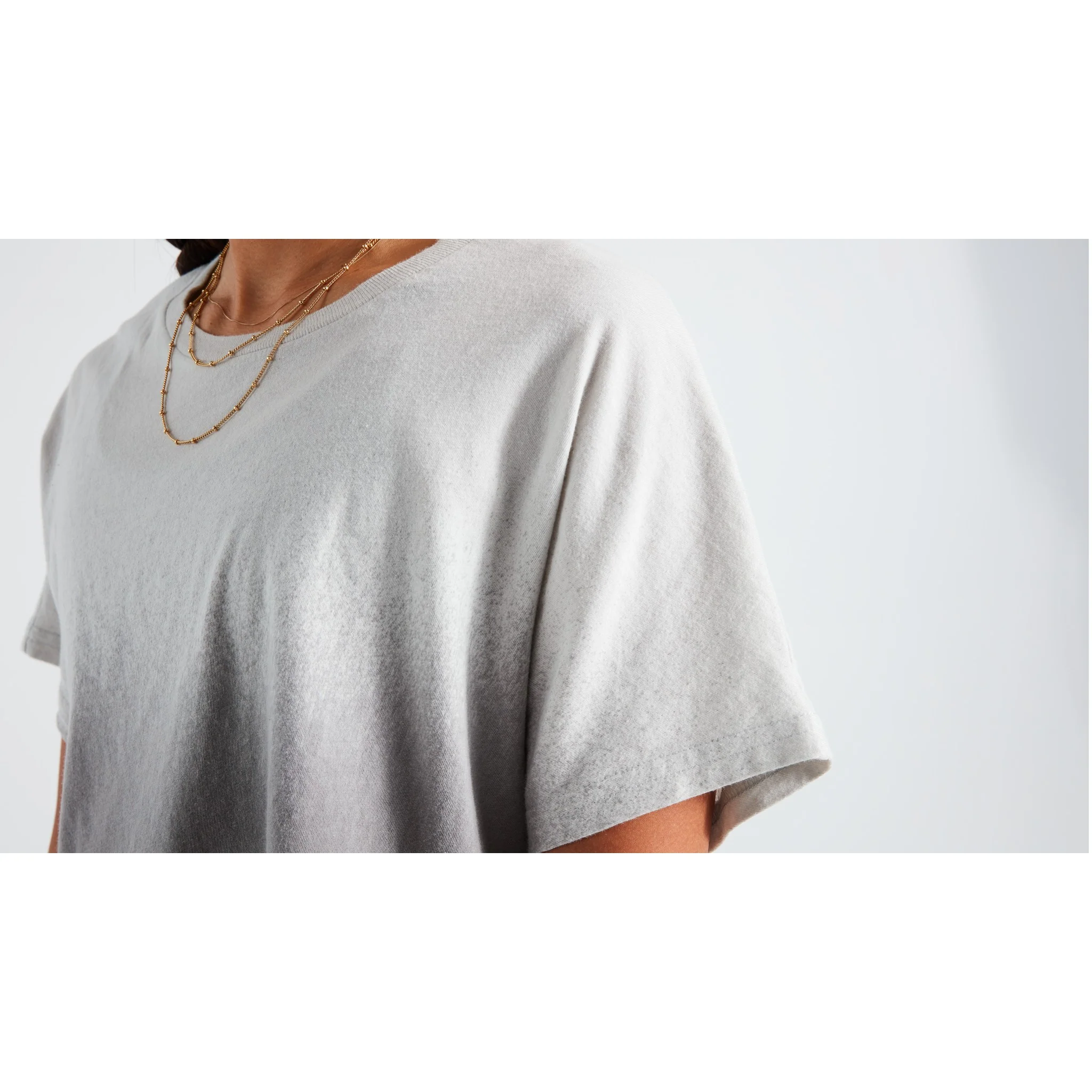 Women's Short Sleeve Crop T-Shirt - Image 4