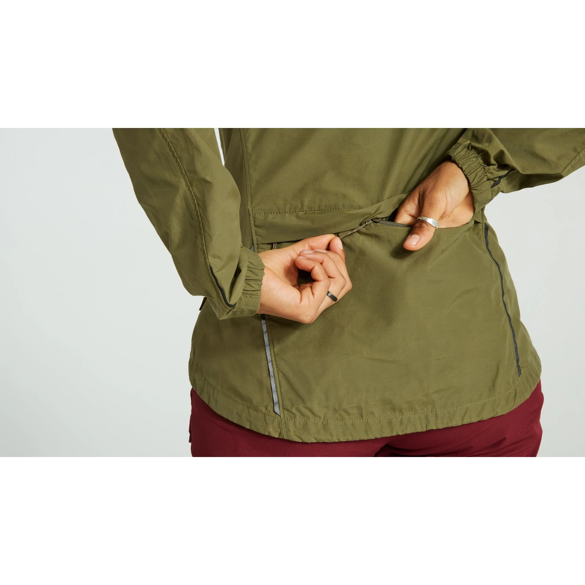 Women's Specialized/Fjällräven Rider's Wind Jacket - Image 13