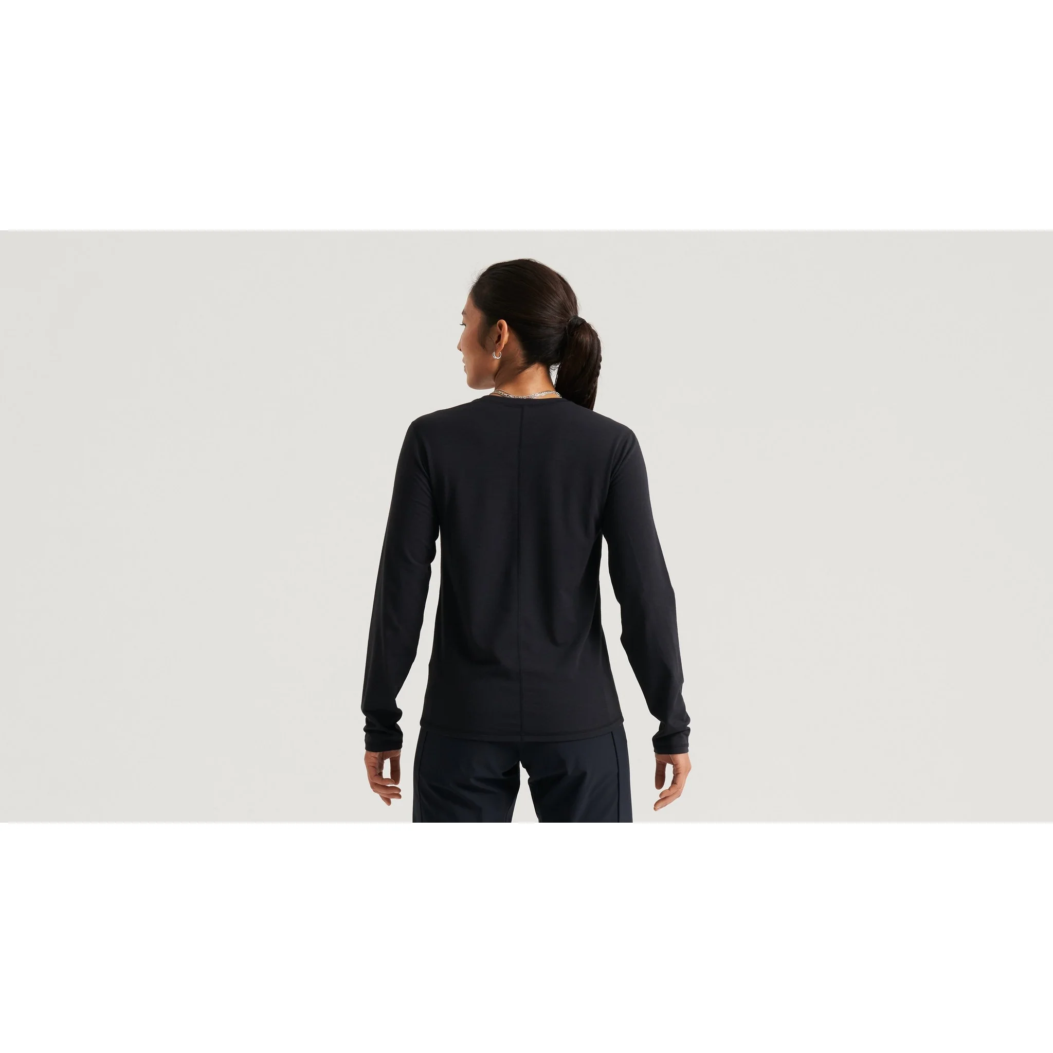 Women's Traction Long Sleeve Tee - Image 8
