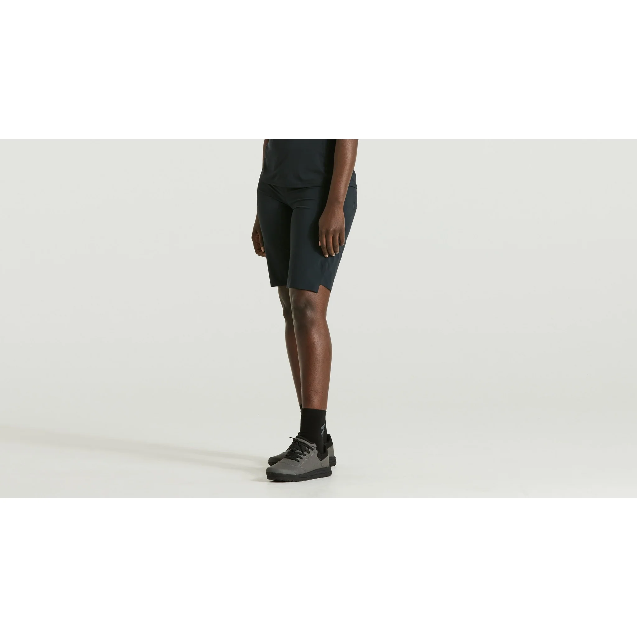 Women's Trail Air Shorts - Image 3