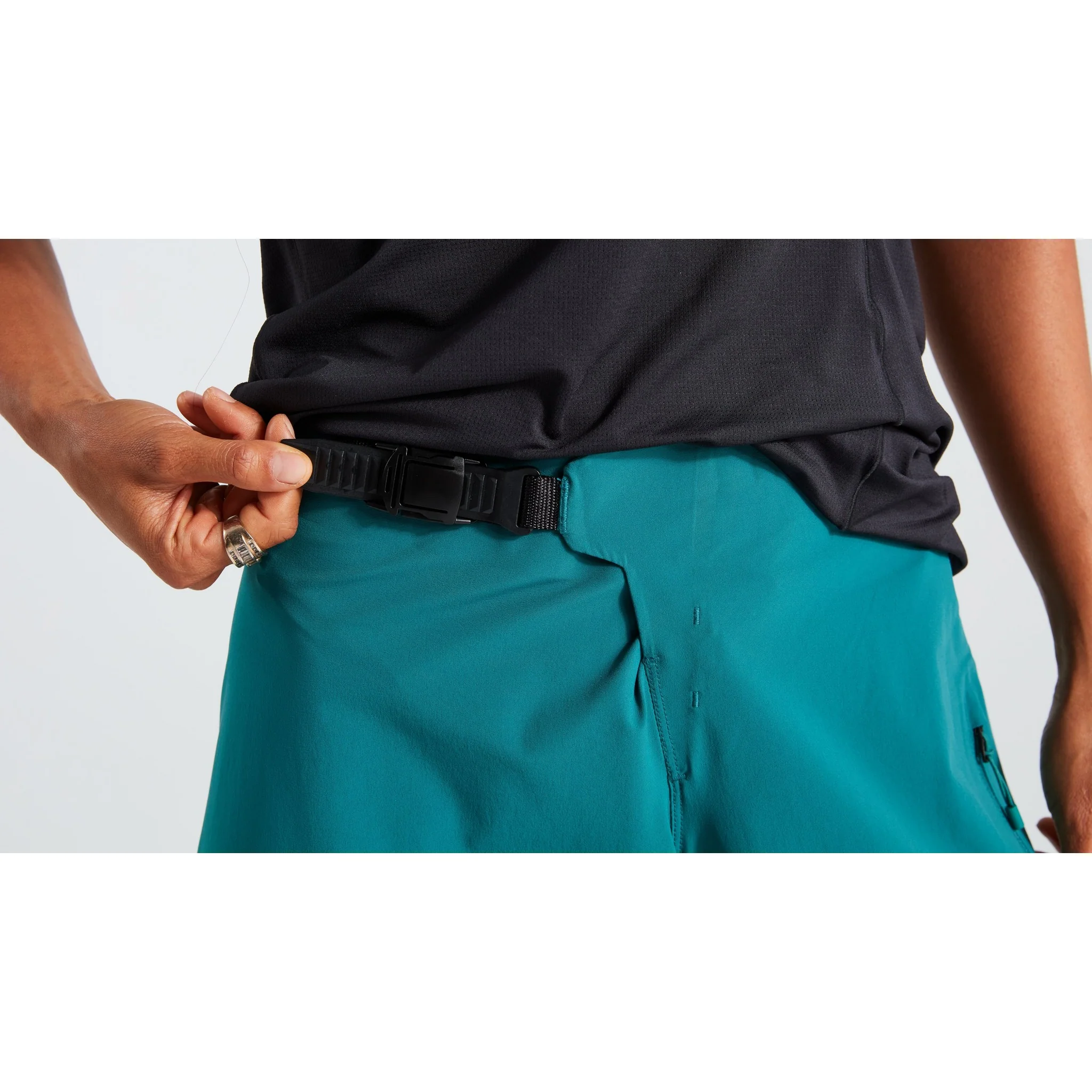 Women's Trail Air Shorts - Image 36