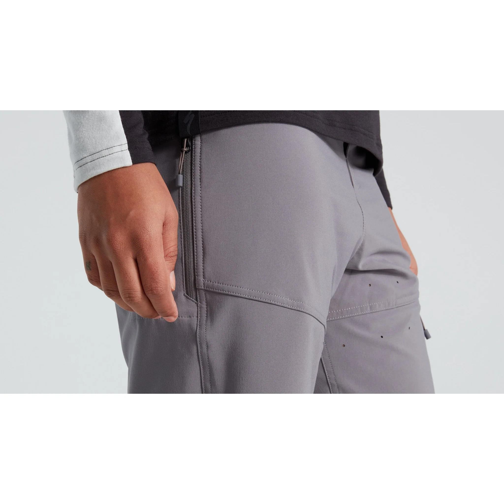 Women's Trail Cargo Shorts - Image 11