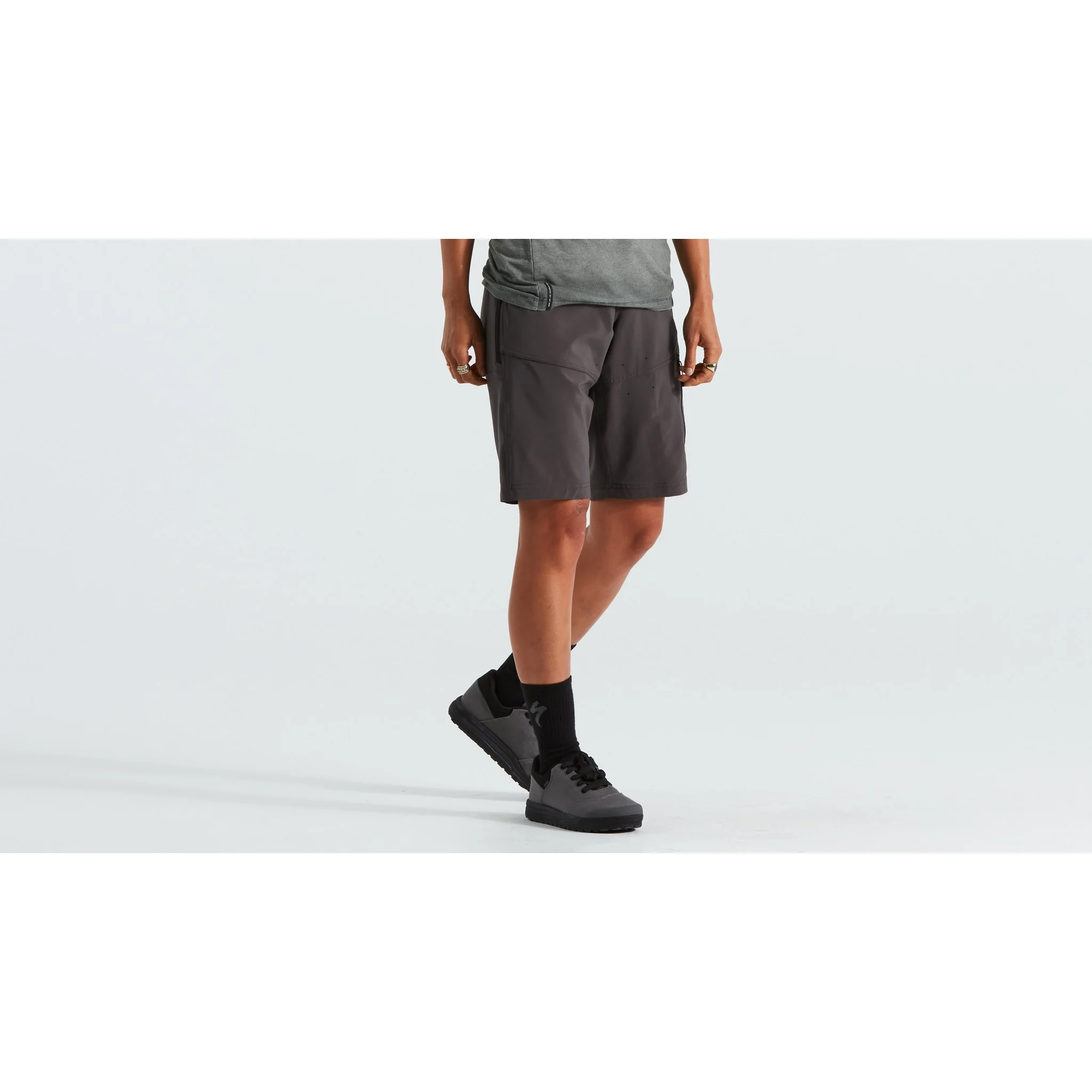 Women's Trail Cargo Shorts - Image 17